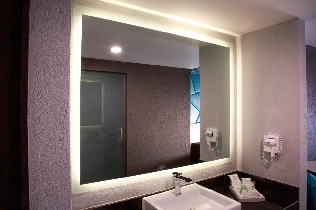 Hotel Passion Secrets Villas And Suites Toluca Exteriör bild