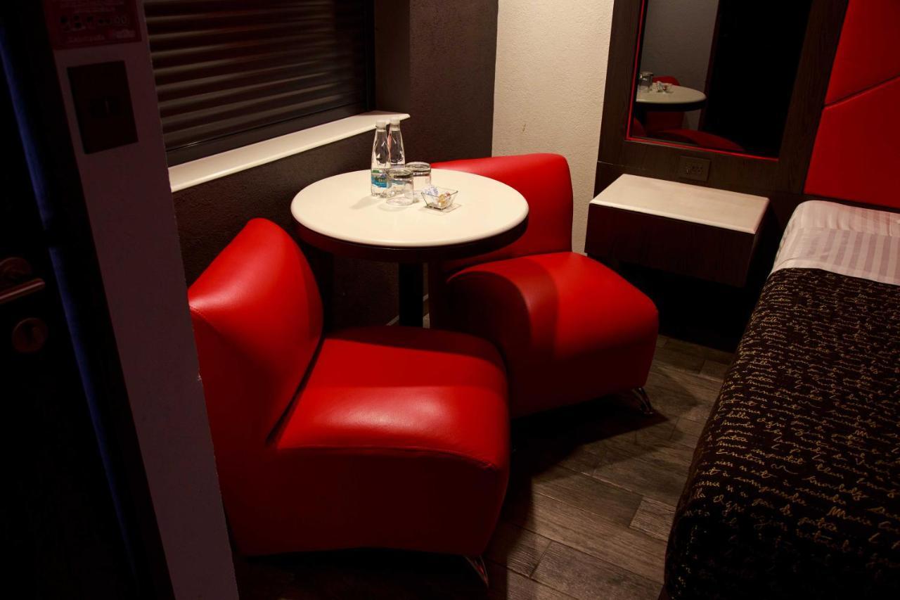 Hotel Passion Secrets Villas And Suites Toluca Exteriör bild
